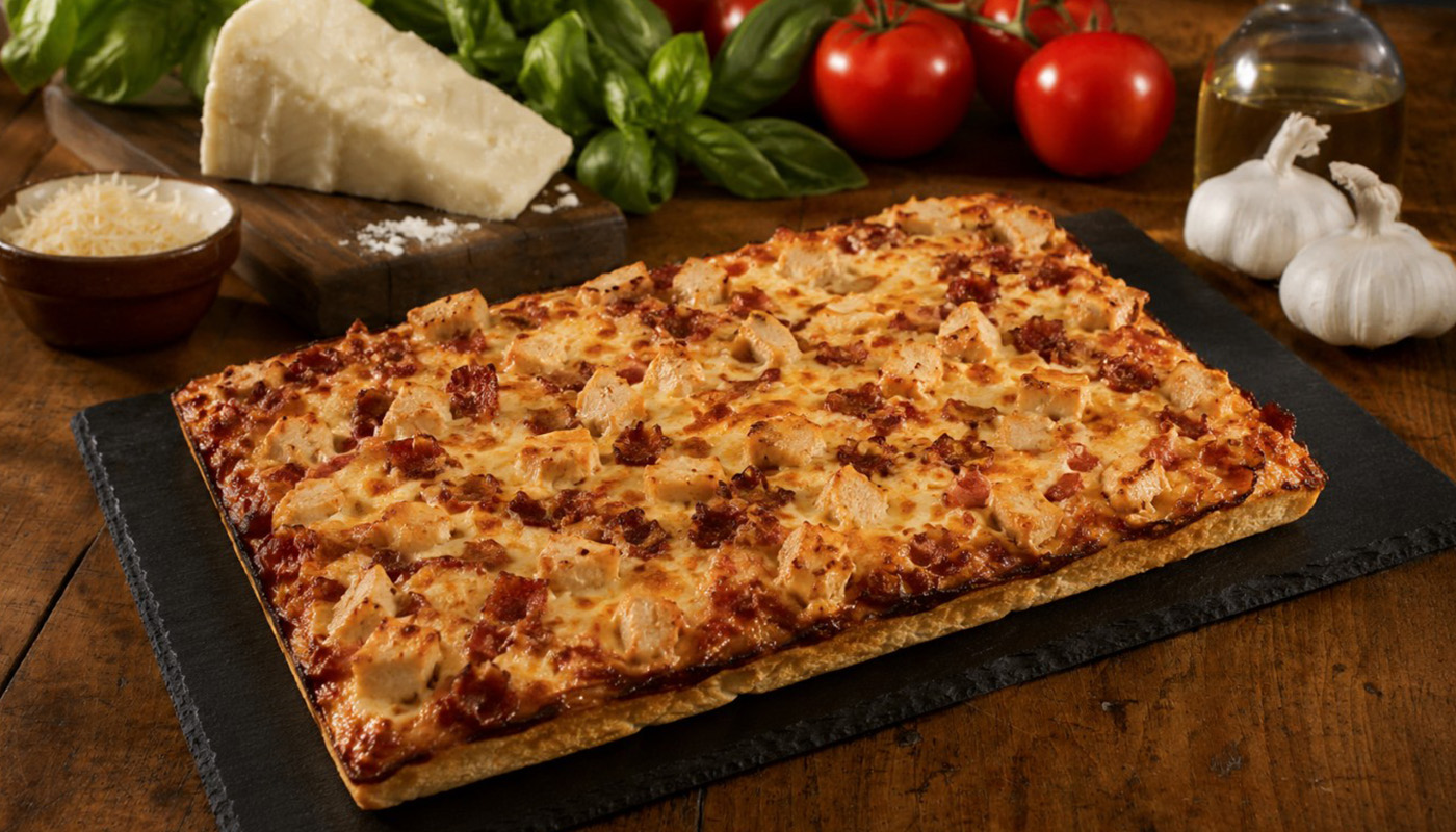 BUFFALO CHICKEN PIZZA image
